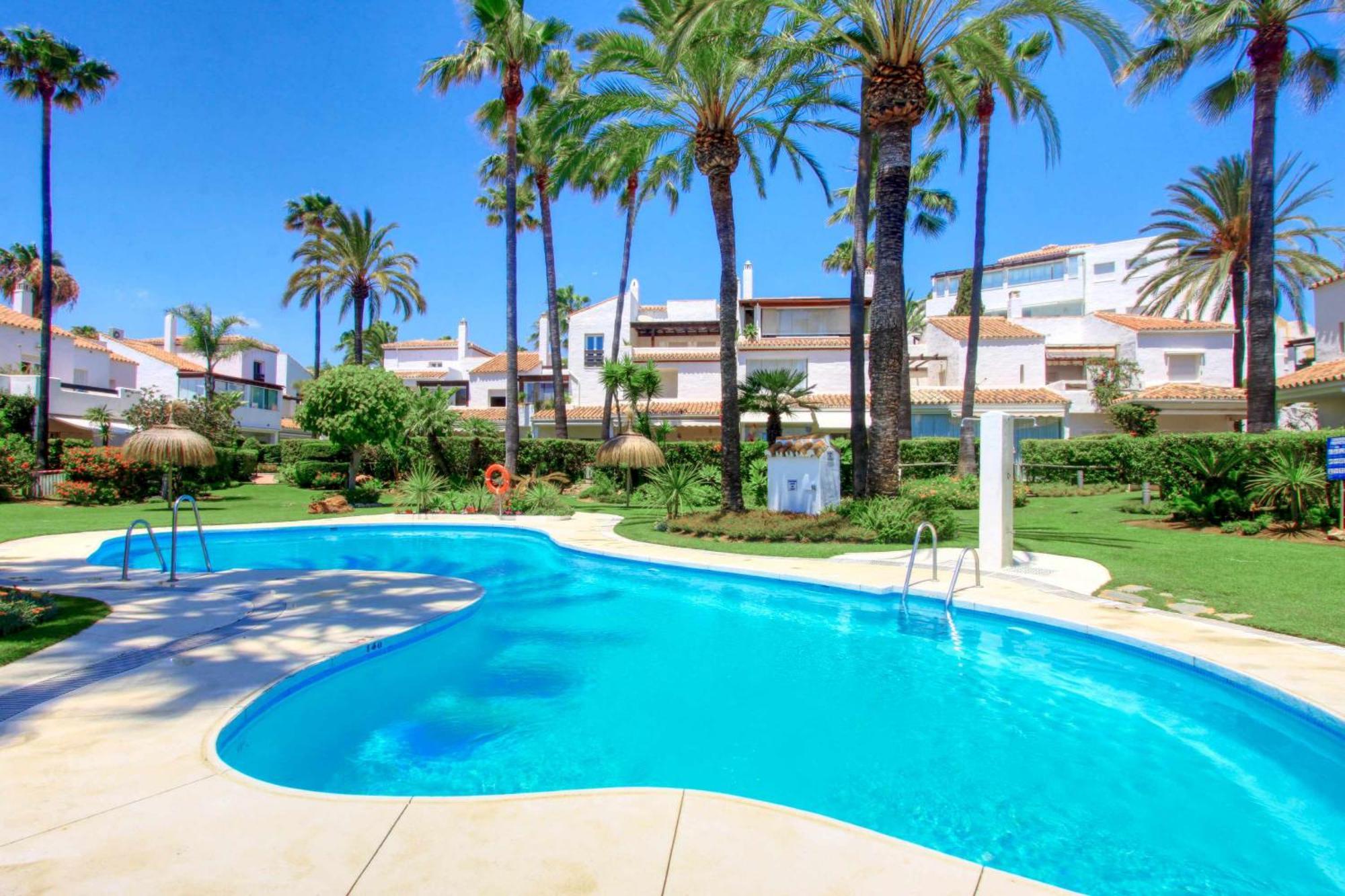 1176 Beach Front 2 Pools Bahia Марбеля Екстериор снимка